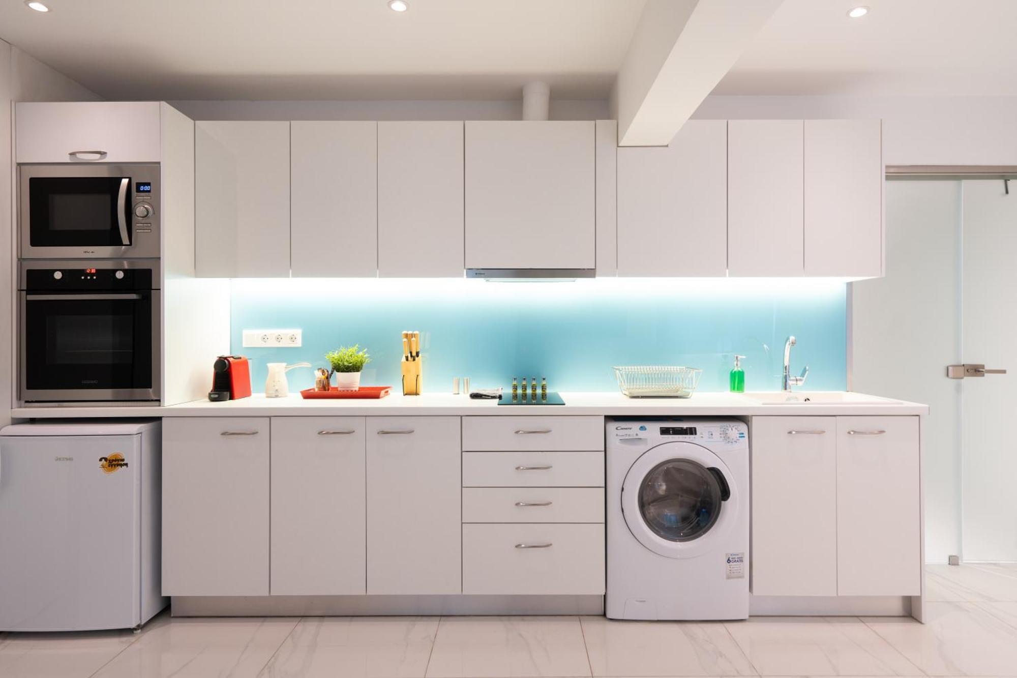 Cute And Convenient Studio In Athens Center ภายนอก รูปภาพ