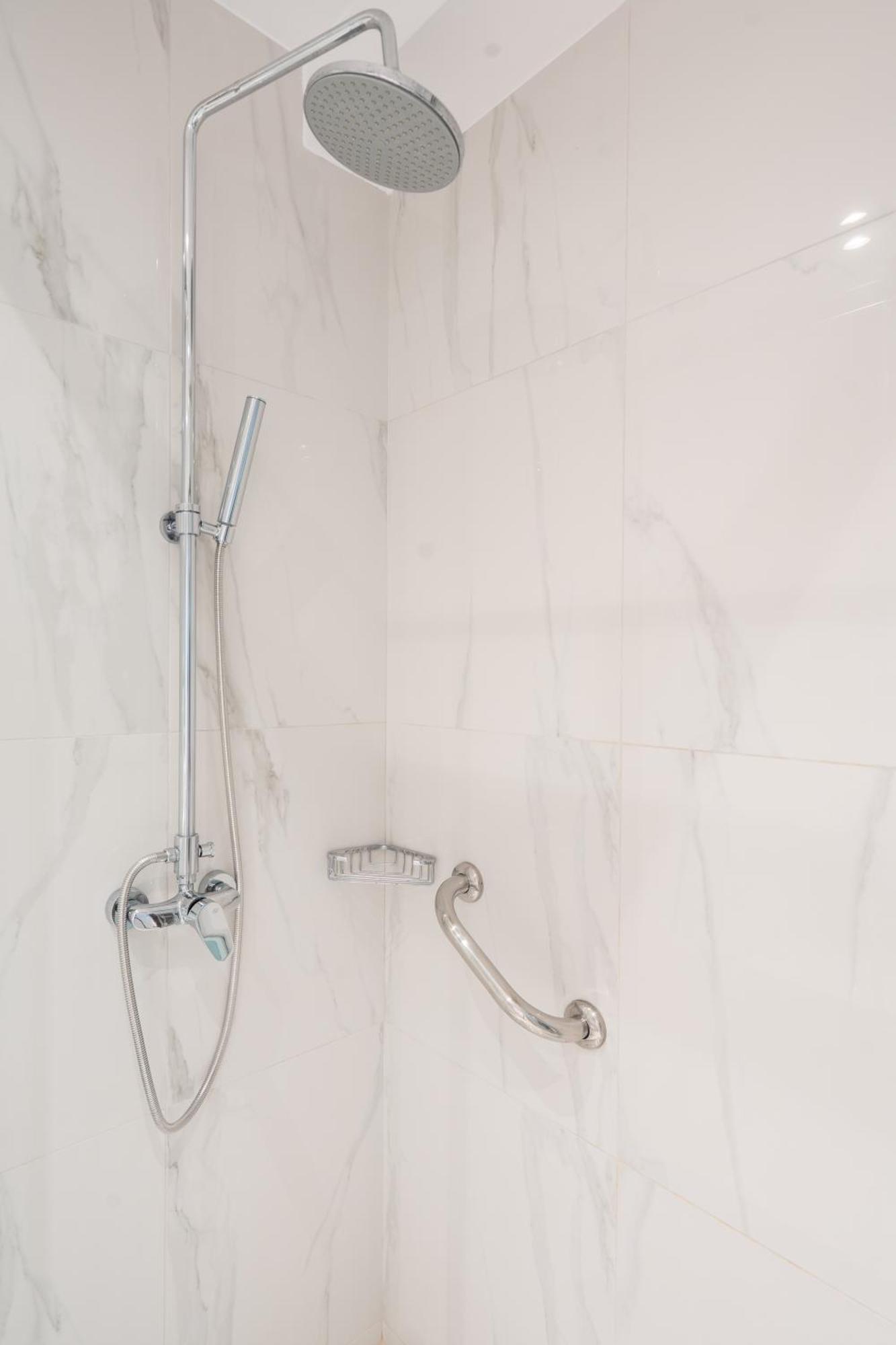 Cute And Convenient Studio In Athens Center ภายนอก รูปภาพ