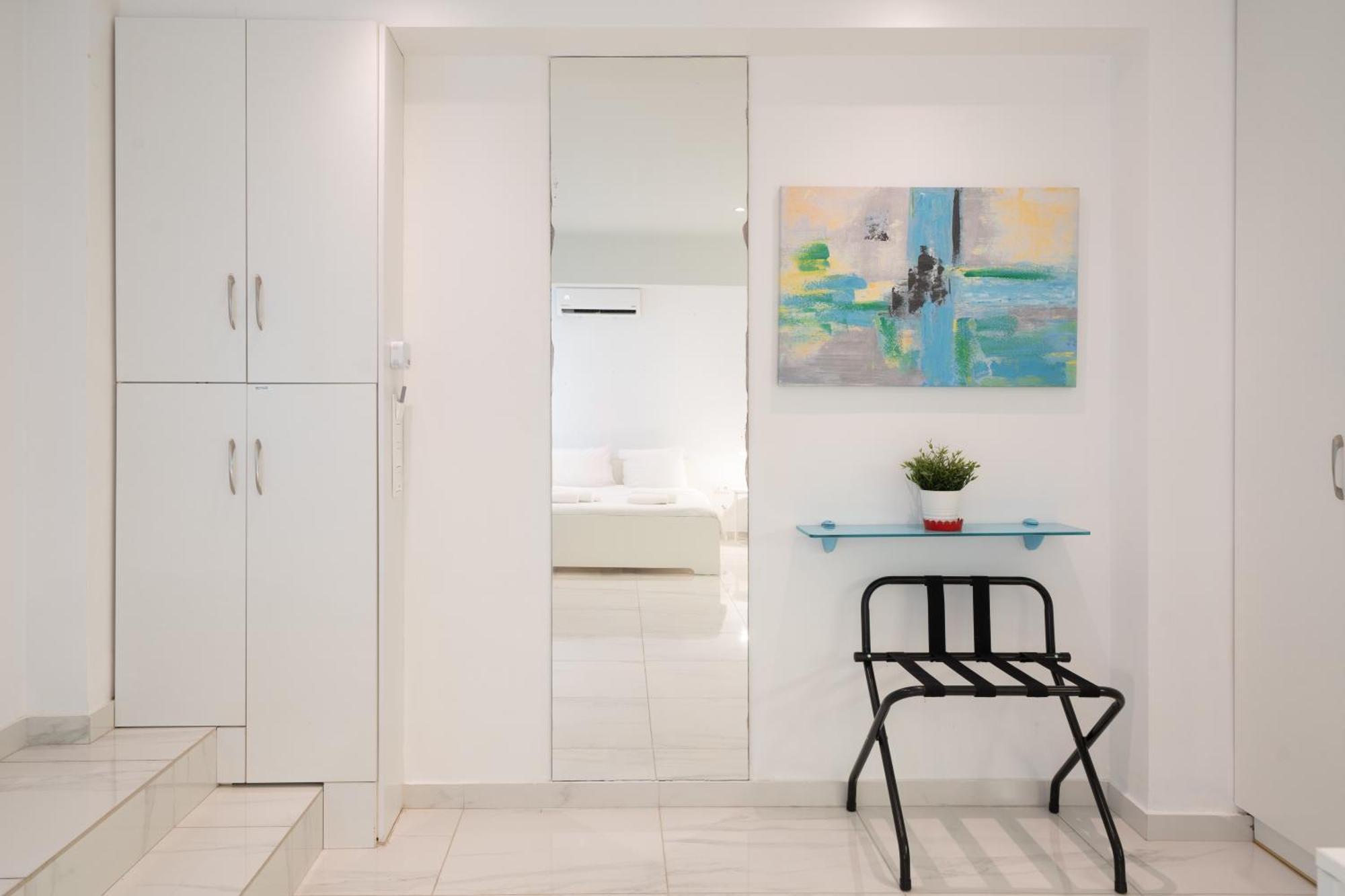 Cute And Convenient Studio In Athens Center ภายนอก รูปภาพ